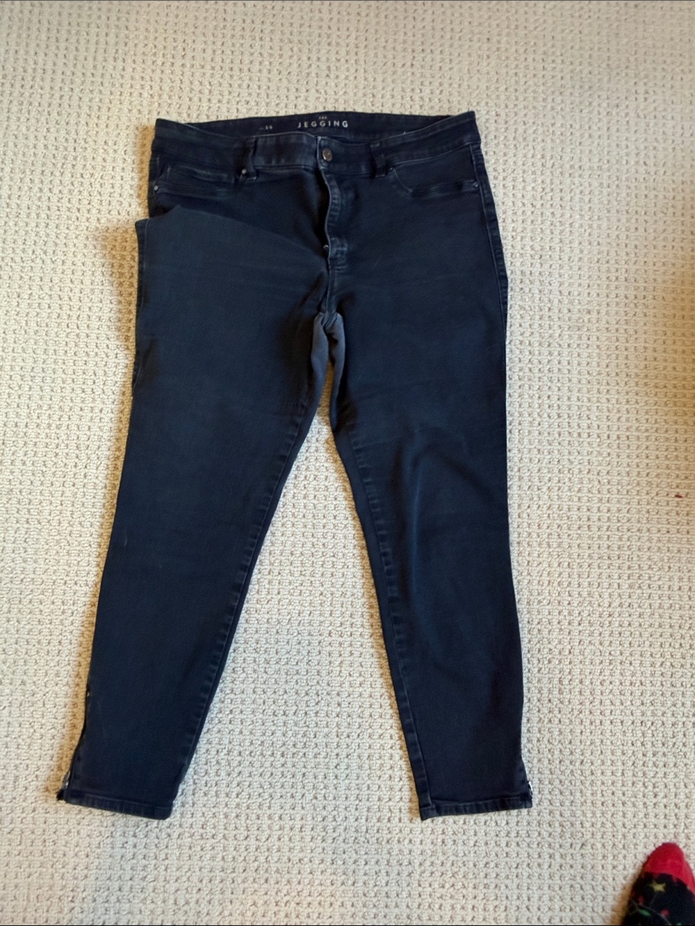 White House Black Market Black Skinny Jeggings